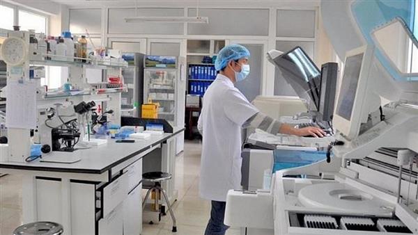Bộ Y tế khẩn trương ban hành theo thẩm quyền hoặc trình cấp có thẩm quyền ban hành các văn bản để kịp thời tháo gỡ các khó khăn, vướng mắc trong mua sắm, đấu thầu thuốc, trang thiết bị y tế. Bộ Y tế khẩn trương ban hành theo thẩm quyền hoặc trình cấp có thẩm quyền ban hành các văn bản để kịp thời tháo gỡ các khó khăn, vướng mắc trong mua sắm, đấu thầu thuốc, trang thiết bị y tế.